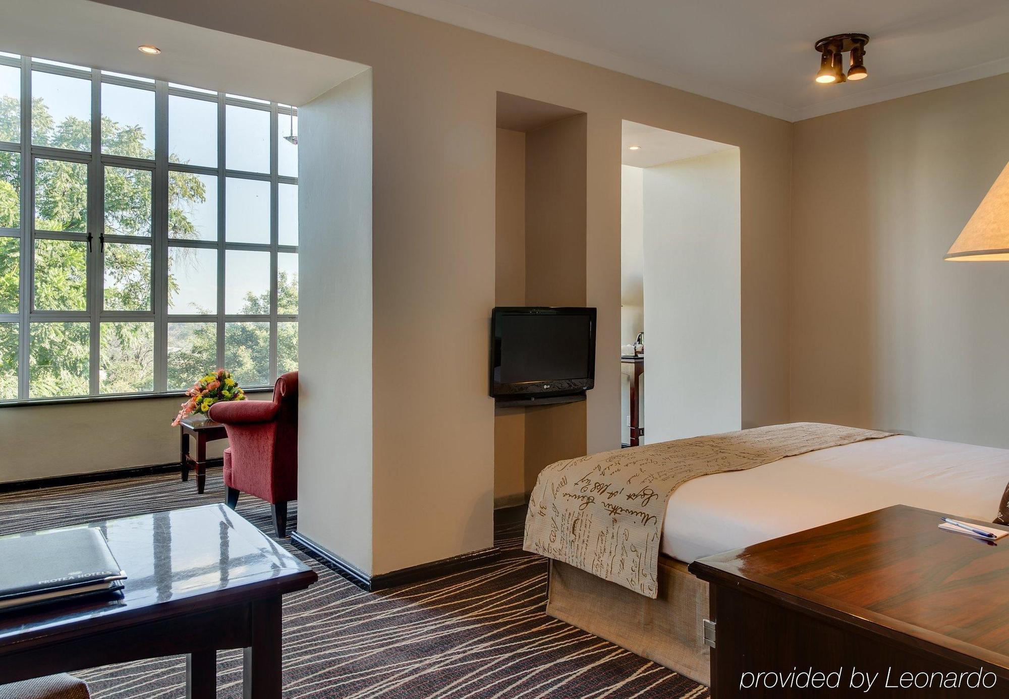 Protea Hotel By Marriott Blantyre Ryalls Extérieur photo